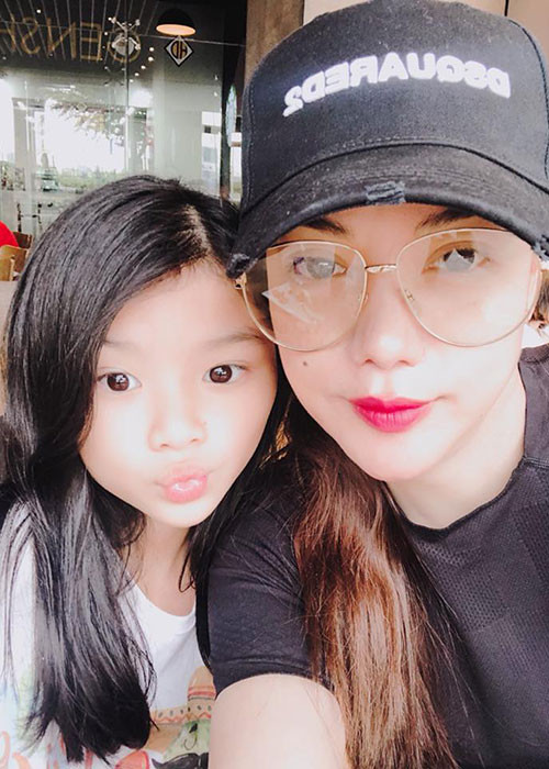 Trương Ngọc Ánh chia sẻ khoảnh khắc nhí nhảnh của con gái.