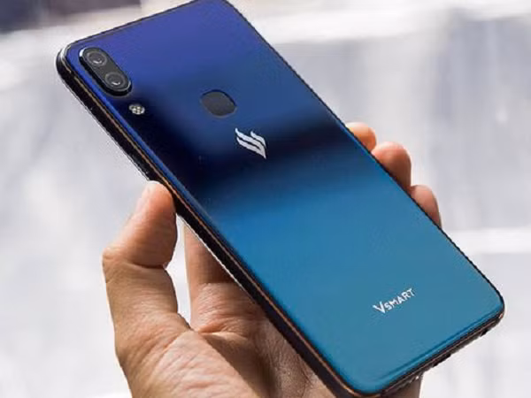 "Hãy tin tôi, Việt Nam sẽ có thương hiệu Smartphone của riêng mình, chiến lĩnh thị trường nội địa. Xây dựng thành công ngành công nghiệp Smartphone, làm bệ phóng để chúng ta có chỗ đứng trong thị trường Thế giới" ông kết thúc bằng một câu khẳng định đầy nhiệt huyết.