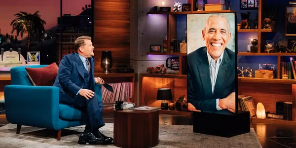 Khi được mời tham gia với tư cách khách mời trong chương trình "The Late Late Show with James Corden" trên đài CBS, cựu tổng thống Mỹ Barack Obama đã tiết lộ những thông tin khá bất ngờ về vật thể bay không xác định (UFO).