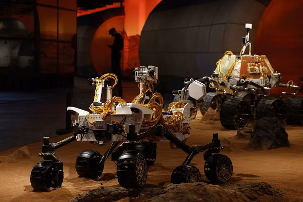 Trung Quốc dự kiến để tàu thăm dò Zhurong ở trên bề mặt sao Hỏa 90 sol (tức 90 ngày sao Hỏa).