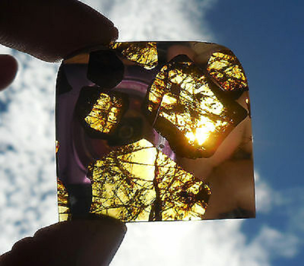 Các nhà khoa học suy đoán, Fukang có nguồn gốc từ một tiểu hành tinh có phần lõi kim loại bị tan chảy và phân hóa cùng lớp phủ olivin xung quanh nó. Dự đoán thiên thạch này được hình thành khi hệ mặt trời ra đời cách đây khoảng 4,5 tỷ năm.