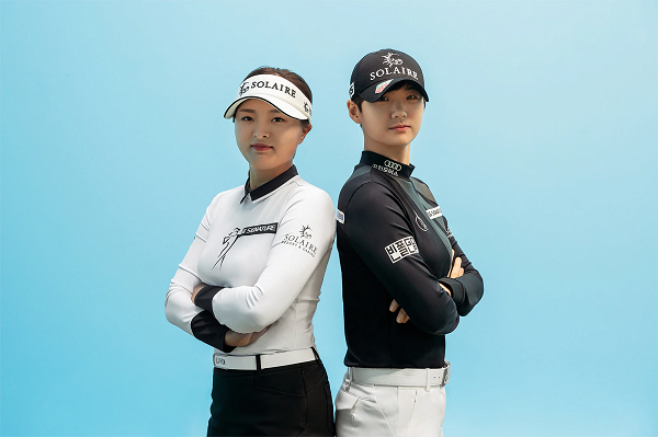 Park Sung-hyun từng là sinh viên Đại học Ngoại ngữ Hankuk ngành Nghiên cứu quốc tế. Tuy nhiên, để tập trung cho thi đấu, cô quyết định tạm dừng việc học tập.