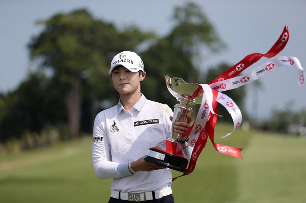 Đến năm 2019, Golfer Park Sung-hyun giành lại vị trí số một thế giới sau chiến thắng ở giải Walmart NW Arkansas Championship do P&amp;G tổ chức tại sân Pinnacle Country Club, Rogers, Arkansas.
