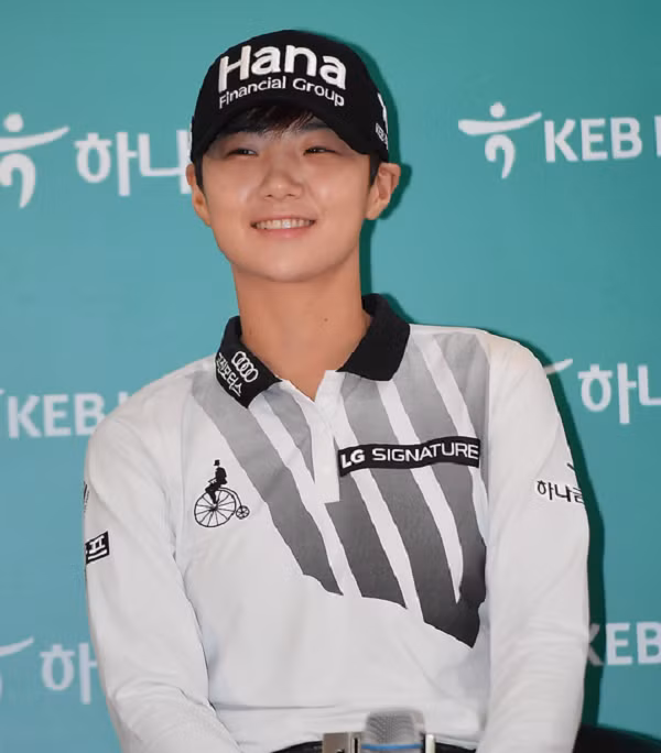 Kể từ khi trở thành thành viên của LPGA vào đầu mùa giải 2017, cô có 9 lần lọt top 10, trong đó có 2 lần lên đăng quang; 5 giải Major thì 4 lần dự đều lọt top 20, trong đó phải kể đến chức vô địch U.S Open, một thành tích vô cùng ấn tượng.