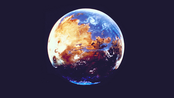 Việc thiếu thảm thực vật dẫn đến Hỏa là hành tinh thường xảy ra những cơn bão bụi. Những cơn bão này giống với cơn bão xảy ra ở trên Trái Đất và có khả năng gây ra xói mòn đất theo thời gian.