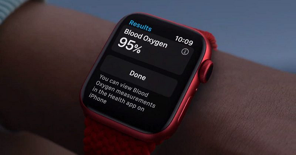 Hệ thống sẽ tự gọi cấp cứu hoặc liên hệ với người thân nếu thiết bị phát cảnh báo bạn bị ngã và không phản hồi cảnh báo từ Apple Watch.