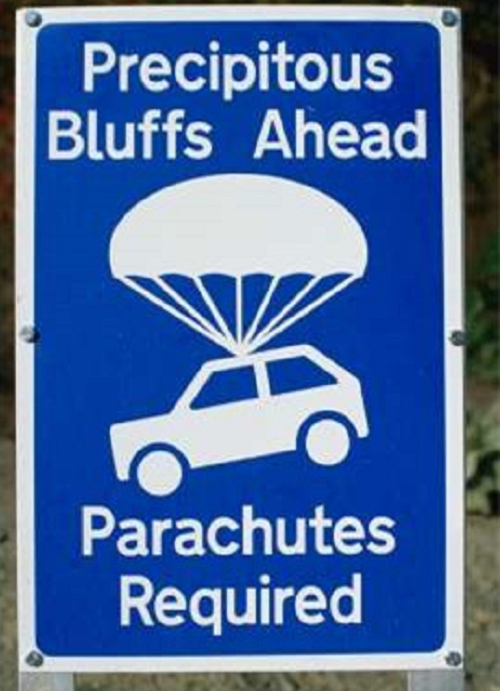 “Vách đá dựng ngược phía trước, để vượt qua bạn cần phải mang theo dù”.