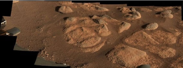 Các nhà khoa học của NASA vô cùng tò mò về hình ảnh những tảng đá kỳ lạ trên sao Hỏa mà tàu thăm dò Perseverance chụp lại.