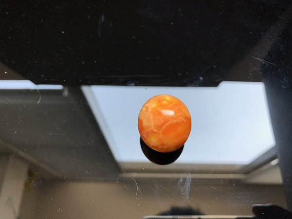 Ngọc Melo cực kỳ hiếm, mặc dù các nhà nghiên cứu đang cố gắng để tạo ra loại ngọc này nhưng chưa thành công. Ngọc trai Melo được thu thập chủ yếu ở Châu Á và chỉ mới được đưa vào phương Tây.