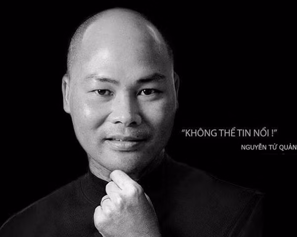 Trong khi ông cho rằng Bphone có “thiết kế phẳng như một mặt kính, tối giản đến từng chi tiết, không có viền bao, mạnh mẽ, cá tính nhưng vẫn rất mềm mại. Chúng tôi gọi đó là thiết kế kiểu dáng phẳng đầu tiên trên thế giới".