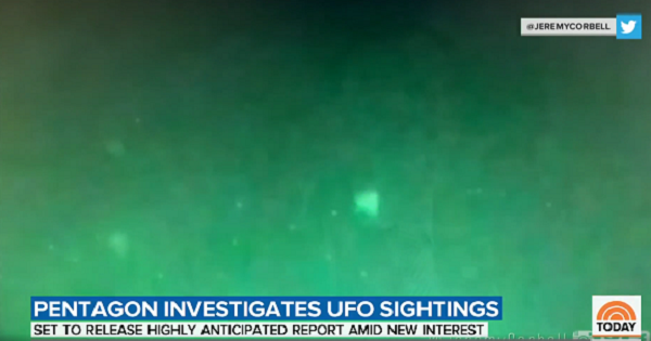 Sue Gough, người phát ngôn Lầu Năm Góc cho CNN biết: "Bộ Quốc phòng Mỹ quyết định phát hành chính thức 3 video được cho là chứa vật thể bay không xác định nhằm xóa tan mọi ngờ vực của công chúng về việc đoạn phim được lưu hành có thật hay không, có hay không có nhiều video hơn về các cuộc chạm trán UFO".