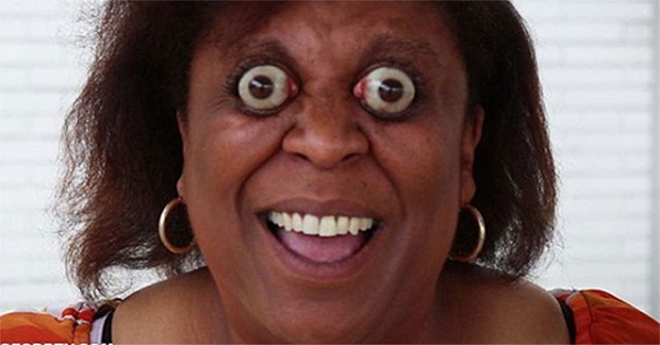 Với khả năng thú vị, cô đã đi khắp thế giới để trình diễn, xuất hiện trên nhiều chương trình truyền hình khác nhau. Ít nhất, cô đã đặt chân lên 5 quốc gia.