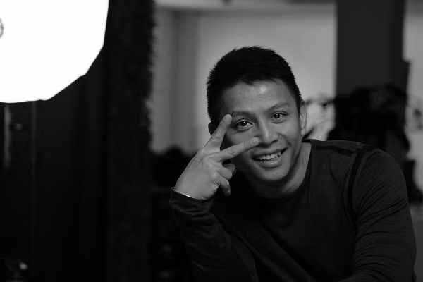 Sau khi dành thời gian cho gia đình và bạn bè, Hiếu lập tức phát huy năng lực của mình và bắt tay vào xây dựng môi trường mạng an toàn cho người dùng.