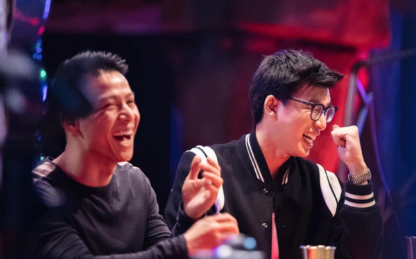 Hiếu PC cũng tiết lộ, một nhà sản xuất muốn mua lại câu chuyện của anh để chuyển tải thành phim và đang trong quá trình thương lượng. Thông tin này khiến khán giả vô cùng mong đợi và hy vọng có thể hiểu rõ hơn cuộc đời của cựu hacker tài năng qua màn ảnh nhỏ. Mời các bạn xem video: Cảnh báo làn sóng hacker tấn công mạng xã hội. Nguồn: VTC