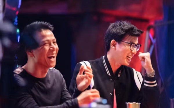 Hiếu PC cũng tiết lộ, một nhà sản xuất muốn mua lại câu chuyện của anh để chuyển tải thành phim và đang trong quá trình thương lượng. Thông tin này khiến khán giả vô cùng mong đợi và hy vọng có thể hiểu rõ hơn cuộc đời của cựu hacker tài năng qua màn ảnh nhỏ. Mời các bạn xem video: Cảnh báo làn sóng hacker tấn công mạng xã hội. Nguồn: VTC