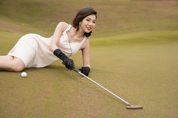 Nguyễn Hải Anh không chỉ là một MC cuốn hút trên truyền hình và các giải golf lớn, mà còn được đánh giá là một trong những "fashionista" của làng golf việt.