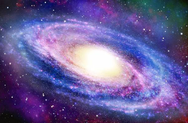 Mưa pha lê là một hiện tượng bí ẩn chỉ có thể thấy trong vũ trụ. Ngôi sao HOPS-68 là một ngôi sao có cấu trúc gần giống Mặt trời khi mới hình thành. Xung quanh ngôi sao này tồn tại một đám mây bụi khí, mà trong đó thành phần chính là những tinh thể olivin màu xanh lá cây. Do nhiệt độ khá lạnh của các đám bụi khí này (khoảng -170 độ C), khiến các tinh thể olivin ngưng tụ thành các hạt nhỏ và rơi xuống giống như một cơn mưa pha lê xanh đẹp kỳ diệu.