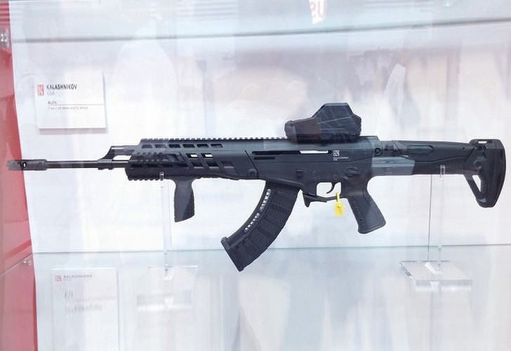 Súng AK Alpha là sự nâng cấp sâu rộng trên nền tảng vũ khí Nga theo phong cách Mỹ.