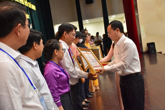 TP HCM: Mỗi năm, hơn 6100 cơ sở vi phạm an toàn thực phẩm - Hình 2 TP HCM: Moi nam, hon 6100 co so vi pham an toan thuc pham-Hinh-2