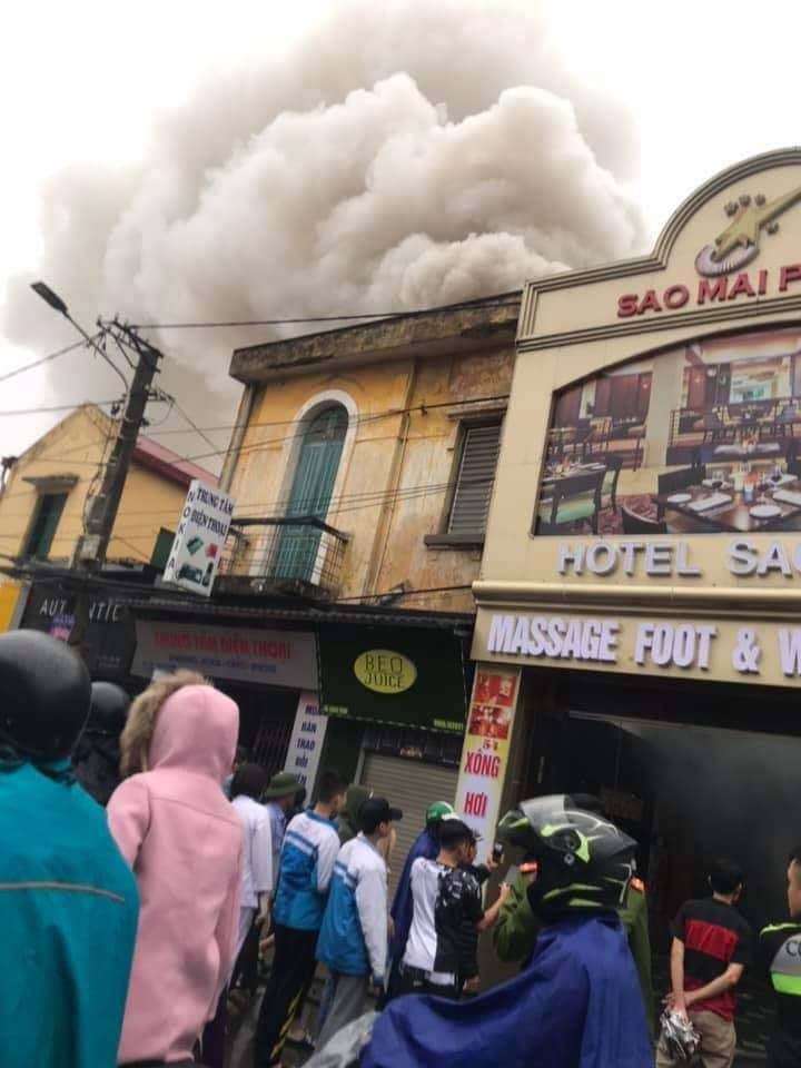 Chay khach san Sao Mai o Hai Phong, nhieu nguoi dang mac ket-Hinh-2