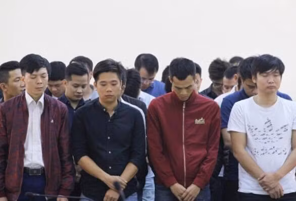 Xu phuc tham vu danh bac nghin ty: Y an hai 