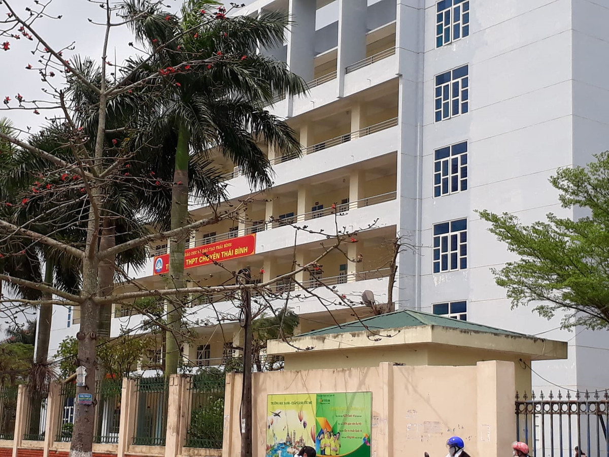 Kien quyet dua khoi nganh giao duc cac giao vien vi pham dao duc