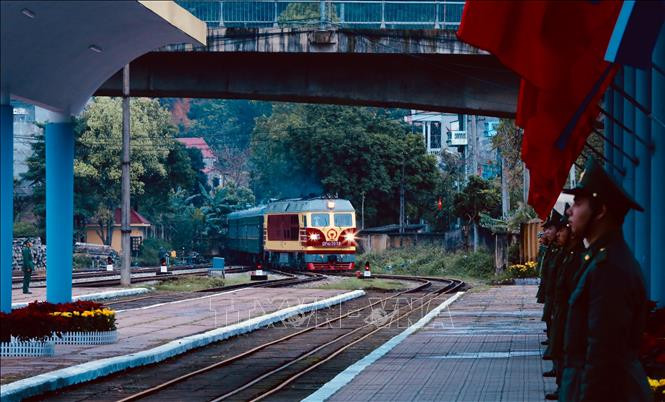 Đoàn tàu hỏa đặc biệt đã vào ga Đồng Đăng, chuẩn bị đưa Chủ tịch Triều Tiên Kim Jong-un về nước. Ảnh: TTXVN