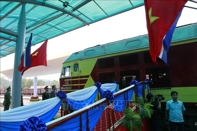 Lối lên tàu của Chủ tịch Triều Tiên. Ảnh: TTXVN.