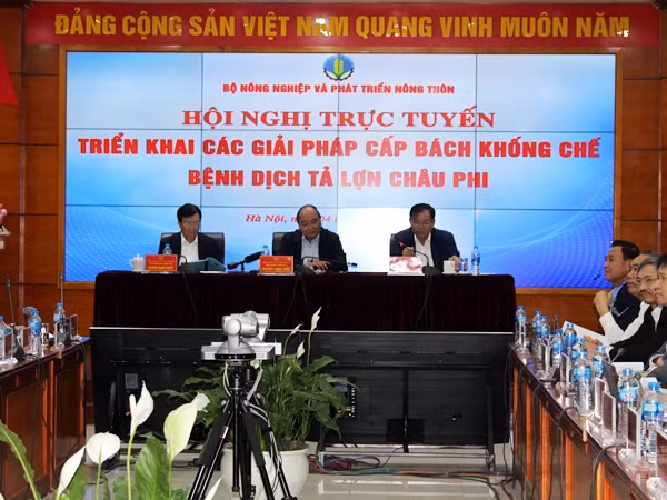 Thu tuong Chinh phu: Phai chong dich ta lon chau Phi nhu chong giac