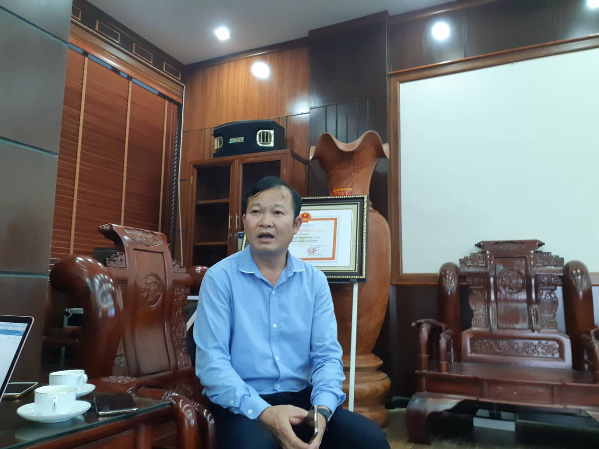 Thay giao bi to dam o hang loat hoc sinh: Nguoi dan buc xuc vay danh-Hinh-3