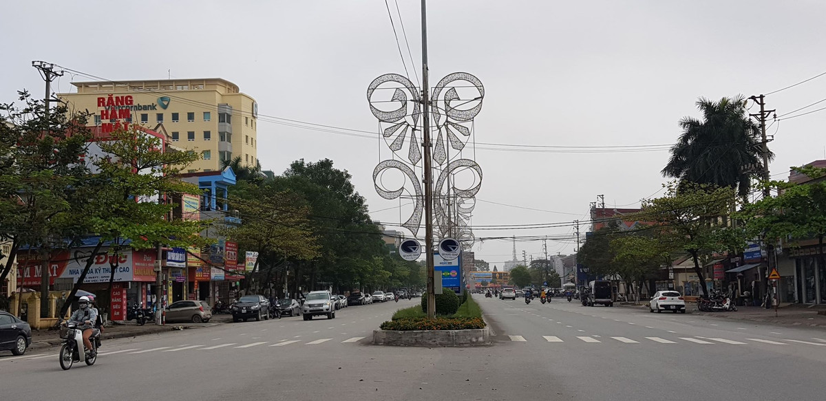 Trước khi được chỉ định 3 dự án, Công ty TNHH Tập đoàn Quang Giáp đã lắp cho TP. Hải Dương hệ thống đèn trang trí trên đường Nguyễn Lương Bằng.