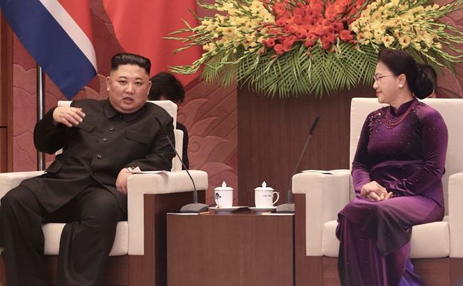 Chủ tịch Quốc hội Nguyễn Thị Kim Ngân hội kiến cùng Chủ tịch Triều Tiên Kim Jong-un. Ảnh: Tiền Phong.
