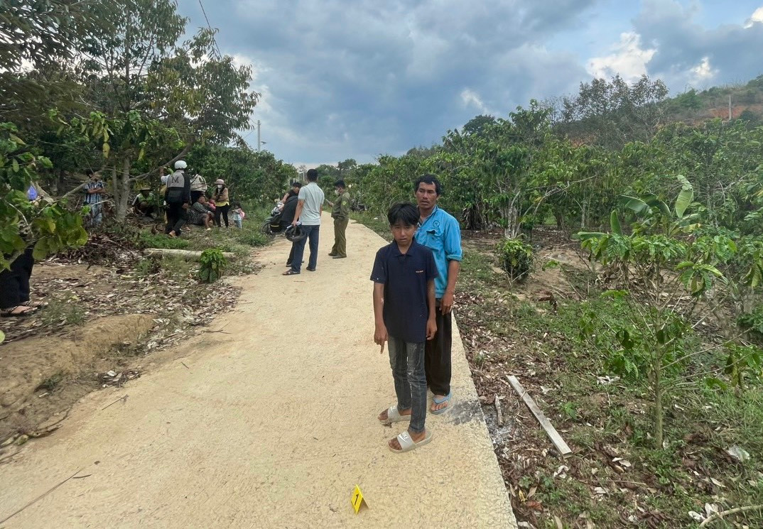 Lam Dong: Khoi to 6 thanh nien bat giu nguoi trai phap luat-Hinh-2