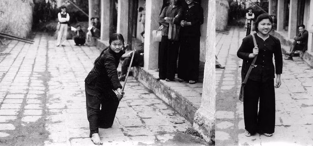 Nữ dân quân miền Bắc tập luyện.