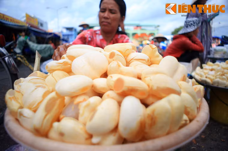 Thốt nốt tươi, đặc sản của các tỉnh Tây Nam Bộ.