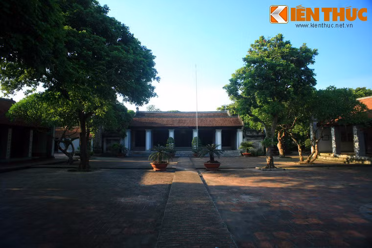 Năm 1831, khi tỉnh Hưng Yên được thành lập thì Văn miếu Xích Đằng trở thành một văn miếu thuộc hàng tỉnh của triều Nguyễn. Công trình được trùng tu, tôn tạo lớn vào năm 1839, thời vua Minh Mạng.