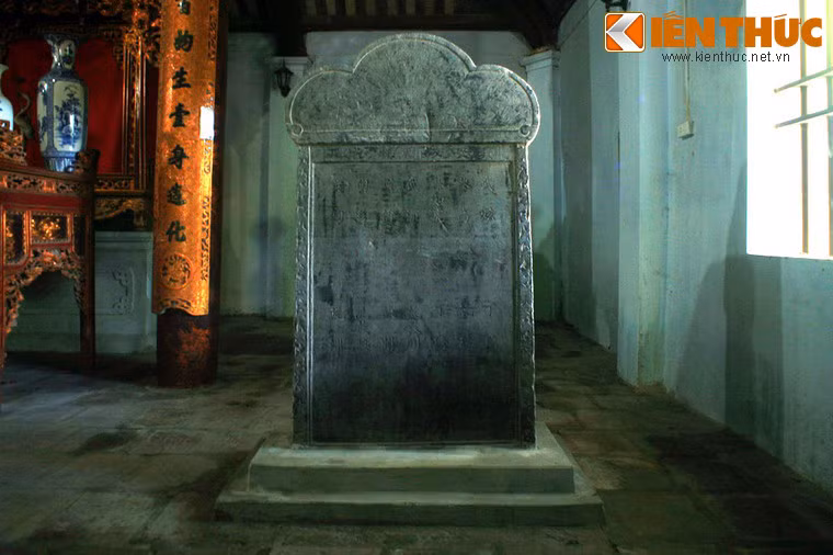 Có 138 vị đỗ đại khoa được ghi khắc vào bia từ thời Trần đến năm 1919 - khoa thi cuối cùng khoa cử nho học, trong đó có 21 vị nay thuộc địa phận tỉnh Thái Bình (phủ Tiên Hưng trước kia thuộc Hưng Yên, nay thuộc Thái Bình).