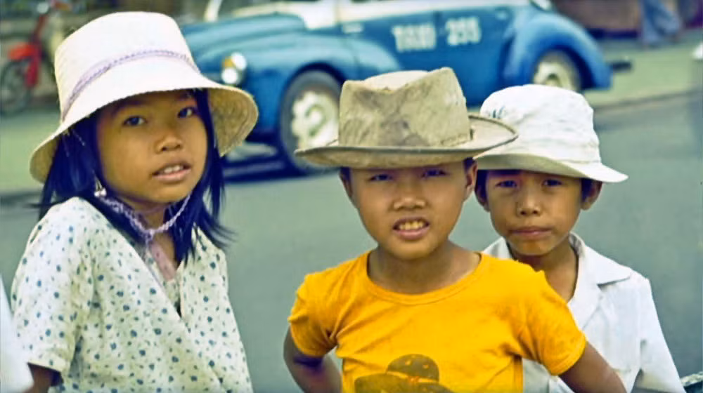  Trẻ em đường phố Sài Gòn.