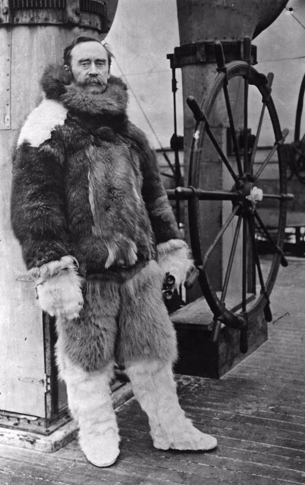 Bi an su ton tai cua hon dao “ma” tren Dai Tay Duong