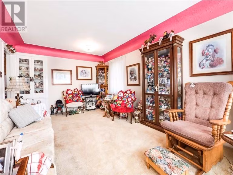 Cha mẹ McMannis từng nghiện rượu, họ nhận ra đây là một thói quen không tốt và quyết tâm tìm cách “cai nghiện”.