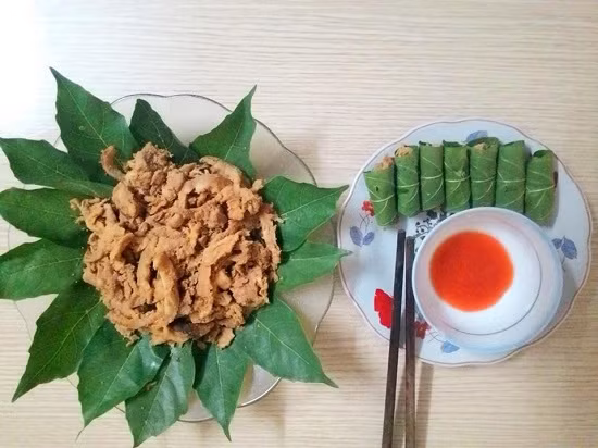 Thịt lợn chua Phú Thọ: Đây là món đặc sản từ thịt lợn nổi tiếng của Phú Thọ. Món này thường được dùng làm mồi nhậu trong các bữa cỗ hoặc tụ tập đông người. Ảnh: Homnayangi.