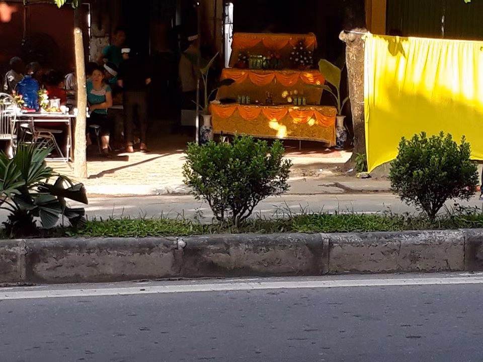 Thong tin moi vu nam thanh nien tam xang tu thieu o Thai Binh-Hinh-3