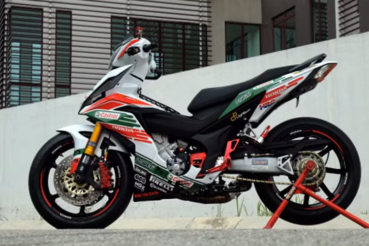 Hiện tại, bản độ này vẫn đang tiếp tục thu hút được sự chú ý của giới mê xe khu vực Châu Á bởi ngoại hình ẩn tượng và sức mạnh vượt trội với những món đồ chơi đắt tiền.