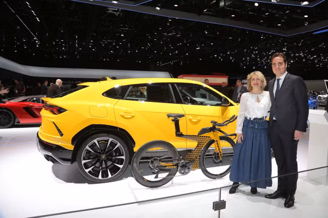 Sản phẩm thuộc dòng xe Triathlon cao cấp, cũng là sự kết hợp độc đáo giữa hai thương hiệu xe hàng đầu thế giới: Lamborghini và Cervélo Cycle.