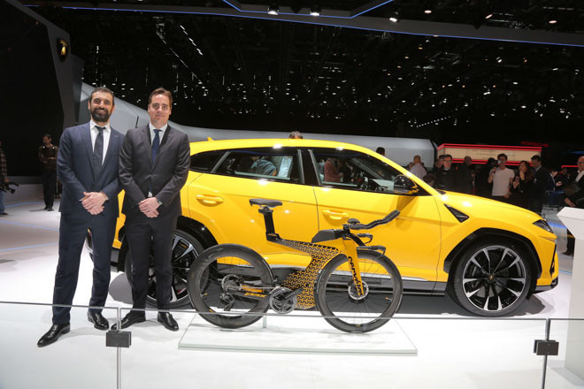 Chiếc xe đạp có giá không hề rẻ lên đến 15.000 USD (khoảng hơn 300 triệu đồng/chiếc).