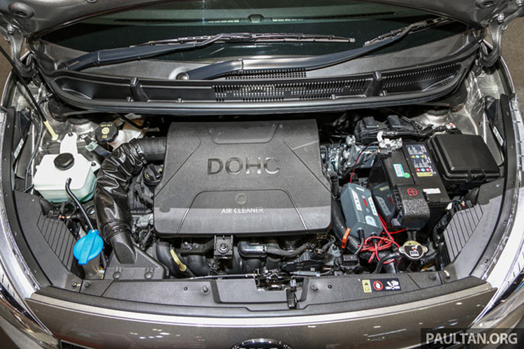 Xe được trang bị động cơ Kappa 1.2L cho công suất 83 mã lực, mô-men xoắn tối đa 122 Nm tại 4.000 vòng/phút đi kèm hộp số tự động 4 cấp.