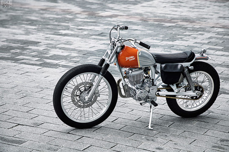 Thiết kế xe với nhiều chi tiết được thay đổi như bình xăng, ống xả, khung sườn, mâm xe và cả tấm biển số...