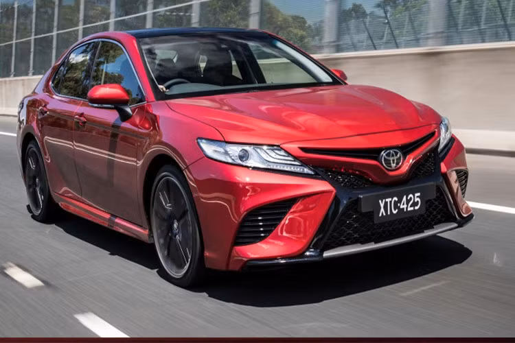 Ngoài thị trường Thái Lan, Toyota Camry 2019 được dự đoán có thể sẽ được ra mắt giới thiệu tại: Malaysia, Singapore, Phillipines và cả Việt Nam. Mức giá xe chưa được tiết lộ.