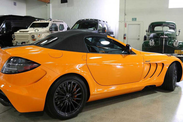 Ngoại thất xe vẫn còn mới cứng.