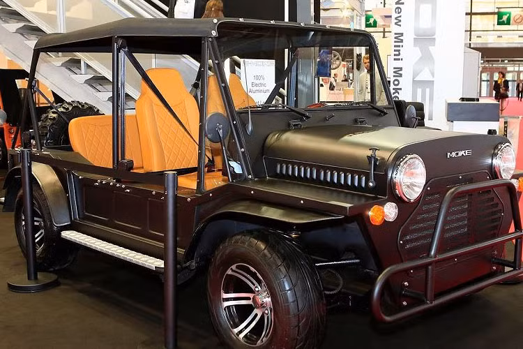 Tại triển lãm Paris Motor Show 2018, nhà sản xuất xe Mỹ, liVEPro bất ngờ giới thiệu mẫu xe Mini Moke chạy điện lạ mắt mang tên E-Moke.